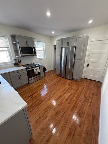 126 Neponset Ave 3, Boston, MA 02122