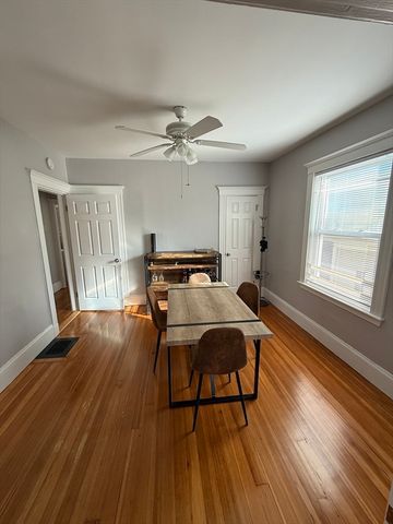 126 Neponset Ave 3, Boston, MA 02122