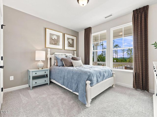 732 Dragonfly Pond Way, Wake Forest, NC 27587