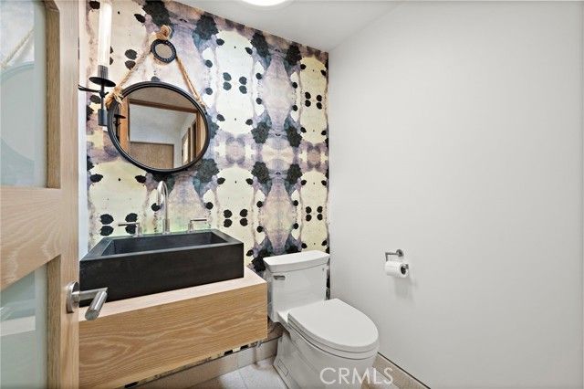 2629 Victoria Drive, Laguna Beach, CA 92651