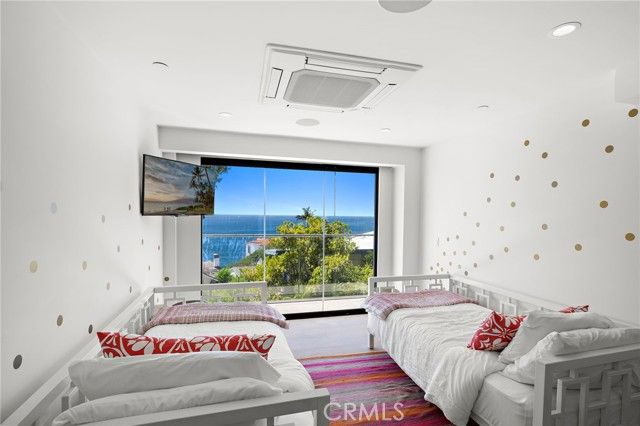 2629 Victoria Drive, Laguna Beach, CA 92651