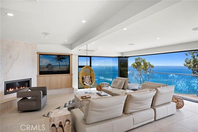 2629 Victoria Drive, Laguna Beach, CA 92651