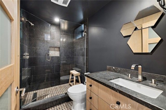 2629 Victoria Drive, Laguna Beach, CA 92651