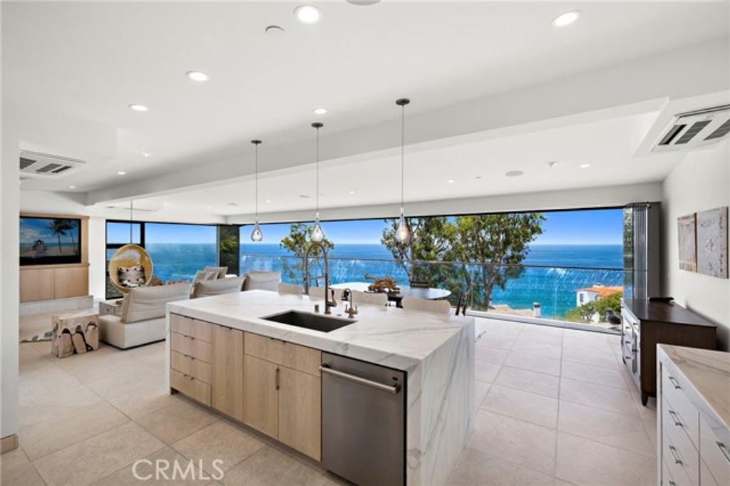 2629 Victoria Drive, Laguna Beach, CA 92651