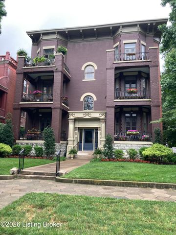 1433 Saint James Ct 1, Louisville, KY 40208