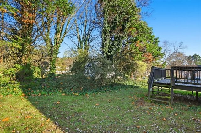 2994 Brooks Drive, Snellville, GA 30078