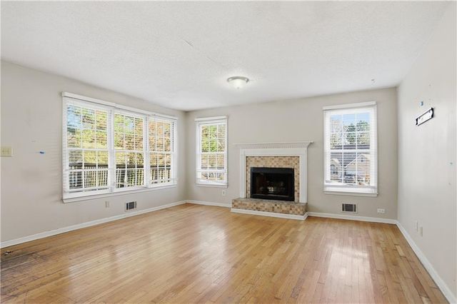 2994 Brooks Drive, Snellville, GA 30078