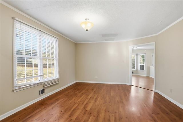 2994 Brooks Drive, Snellville, GA 30078