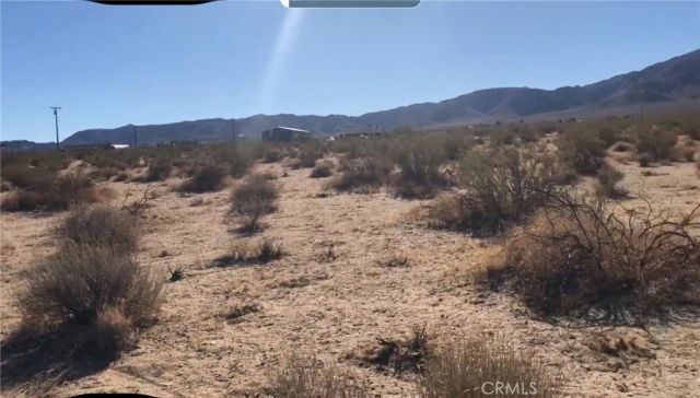 48364 Saddle Rock, Landers, CA 92285