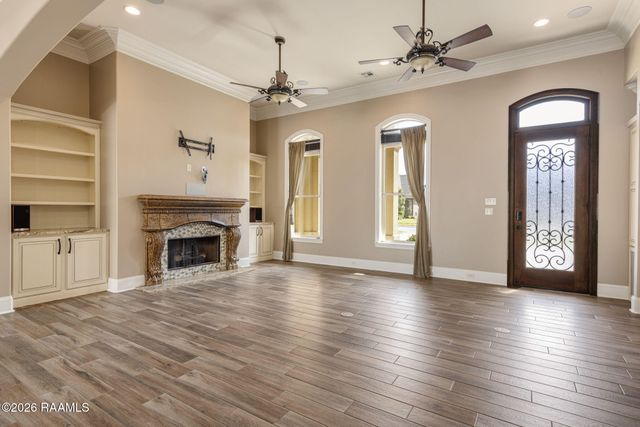 108 Fernridge Drive, Lafayette, LA 70508