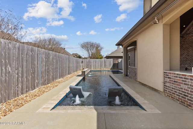 108 Fernridge Drive, Lafayette, LA 70508