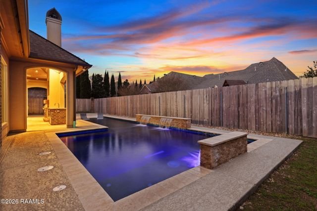 108 Fernridge Drive, Lafayette, LA 70508