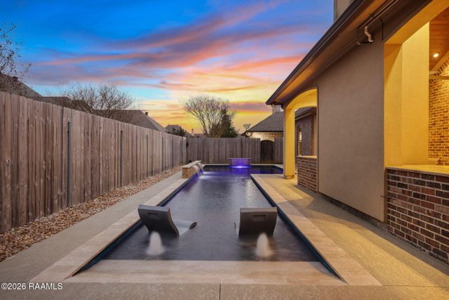 108 Fernridge Drive, Lafayette, LA 70508