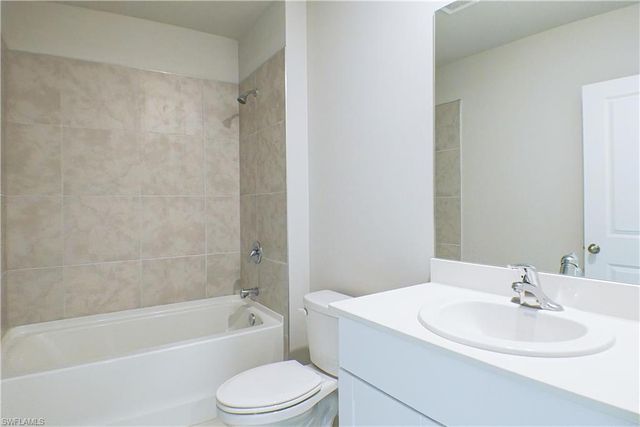 10313 meandering river WAY, Fort Myers, FL 33905