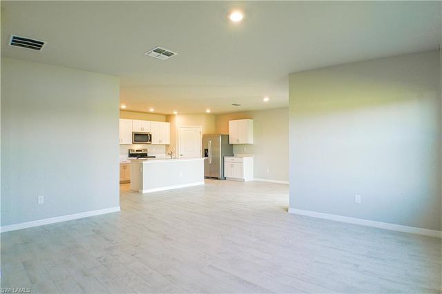 10313 meandering river WAY, Fort Myers, FL 33905