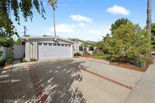 6417 Graves, Lake Balboa, CA 91406