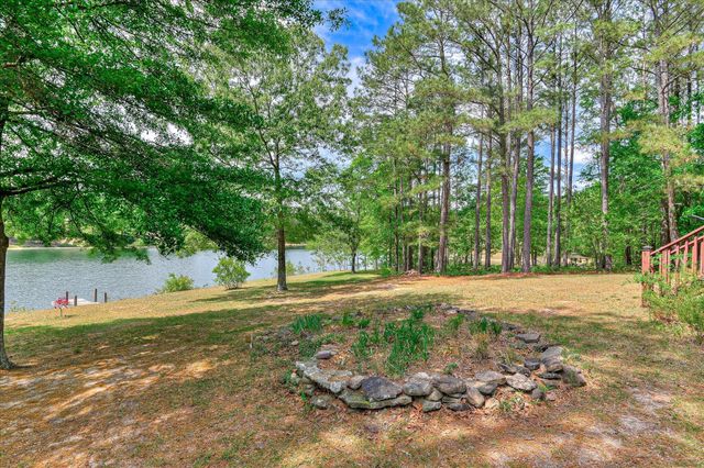 30 Carolyn Lane, Trenton, SC 29847