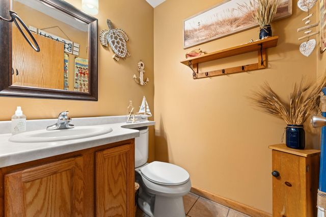 8015 W 147th Avenue, Cedar Lake, IN 46303