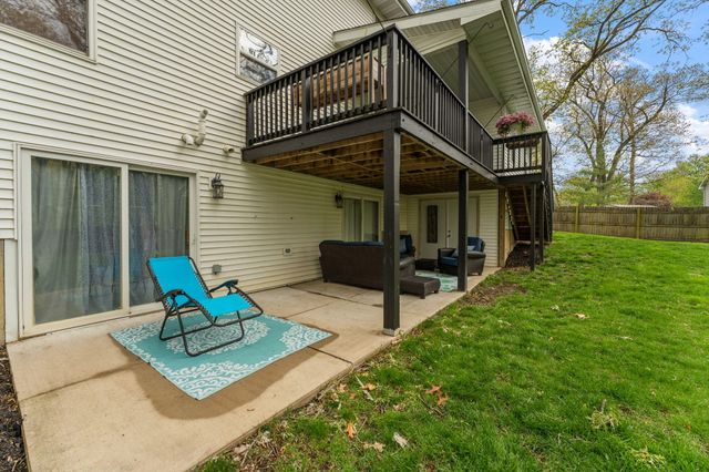 8015 W 147th Avenue, Cedar Lake, IN 46303