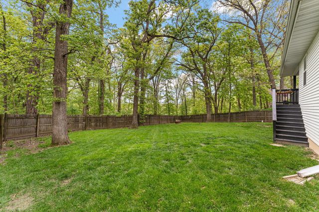 8015 W 147th Avenue, Cedar Lake, IN 46303