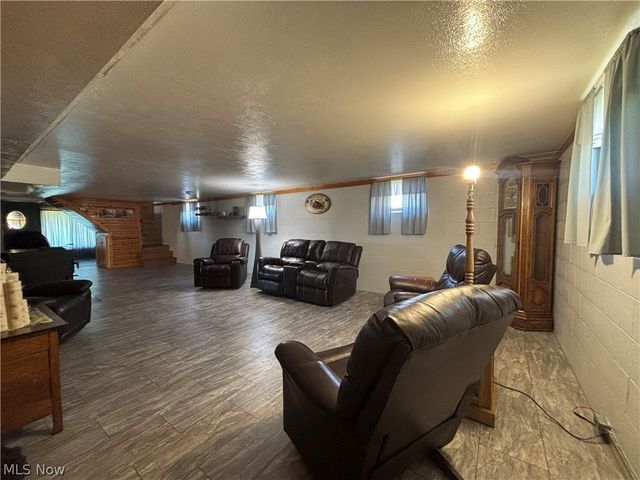 11364 Brosius Road, Garrettsville, OH 44231