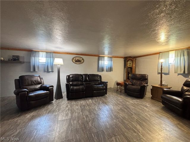 11364 Brosius Road, Garrettsville, OH 44231