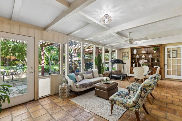 11122 Candlelight Lane, Dallas, TX 75229