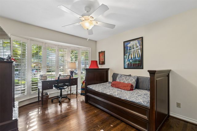 11122 Candlelight Lane, Dallas, TX 75229