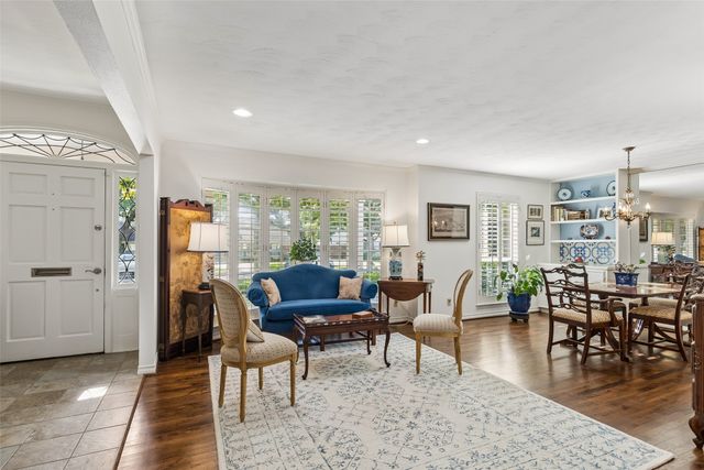 11122 Candlelight Lane, Dallas, TX 75229