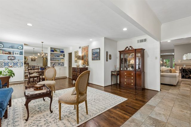 11122 Candlelight Lane, Dallas, TX 75229