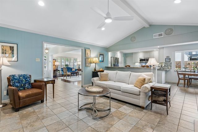 11122 Candlelight Lane, Dallas, TX 75229