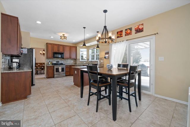 6 BRADLEY CIR, Middletown, DE 19709