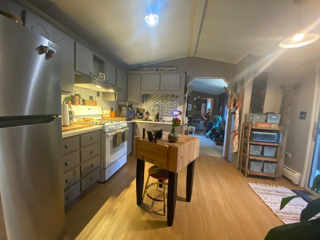 51 Crest Dr, Wareham, MA 02576