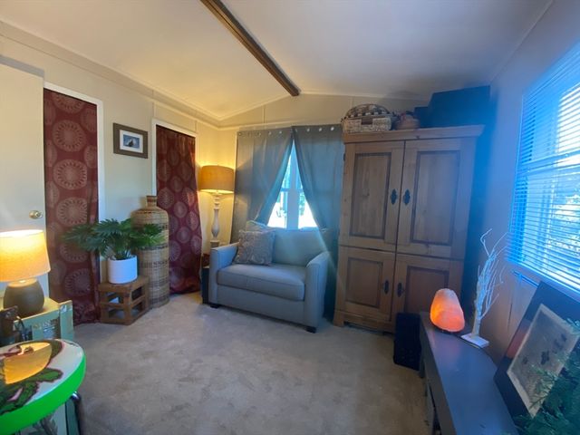 51 Crest Dr, Wareham, MA 02576