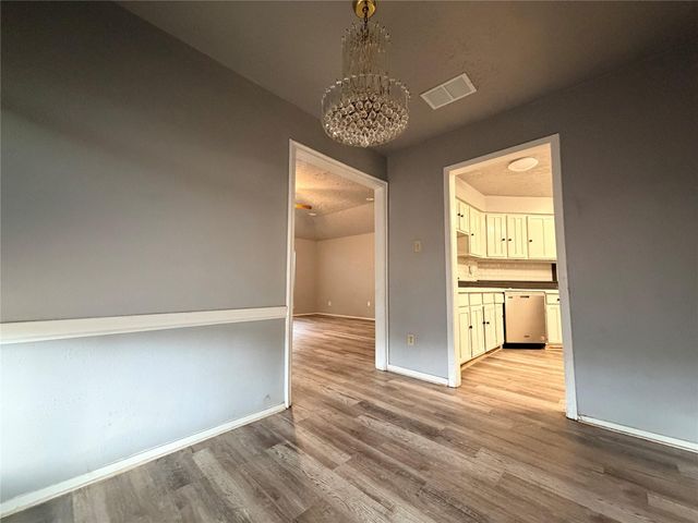 2731 Flintrock Circle, Houston, TX 77067