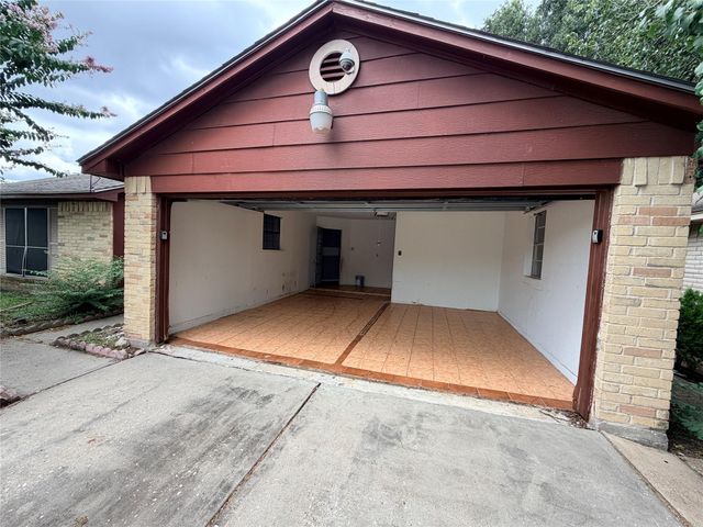 2731 Flintrock Circle, Houston, TX 77067