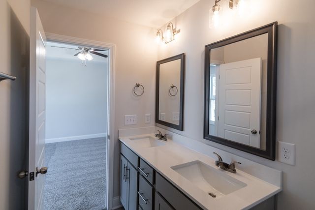 25 Charleston Cove, Clarksville, TN 37043