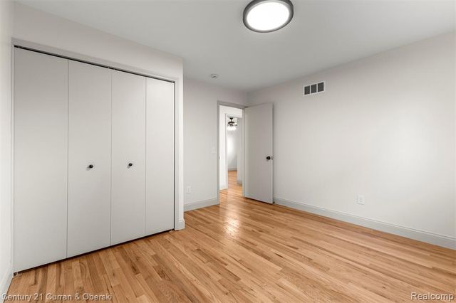 12215 Manor Drive, Southgate, MI 48195