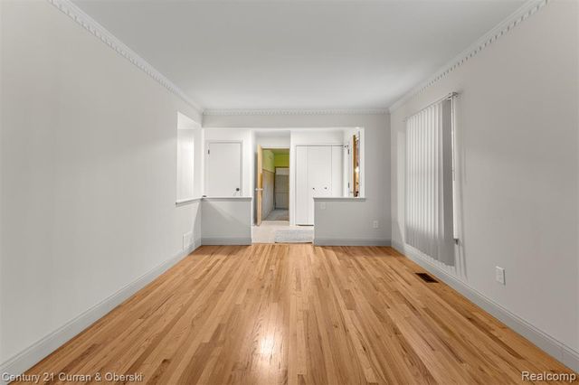 12215 Manor Drive, Southgate, MI 48195