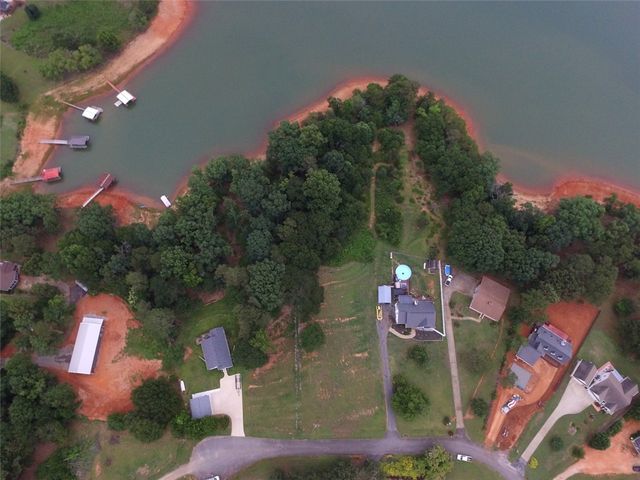 3 N Windy Point, Townville, SC 29689