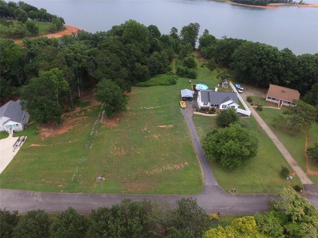 3 N Windy Point, Townville, SC 29689
