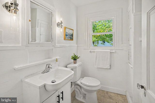 1407 SURREY LN, Wynnewood, PA 19096