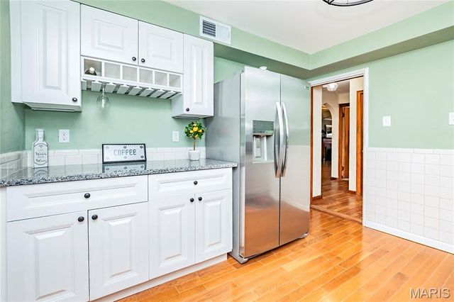 5689 Pernod Avenue, St Louis, MO 63139