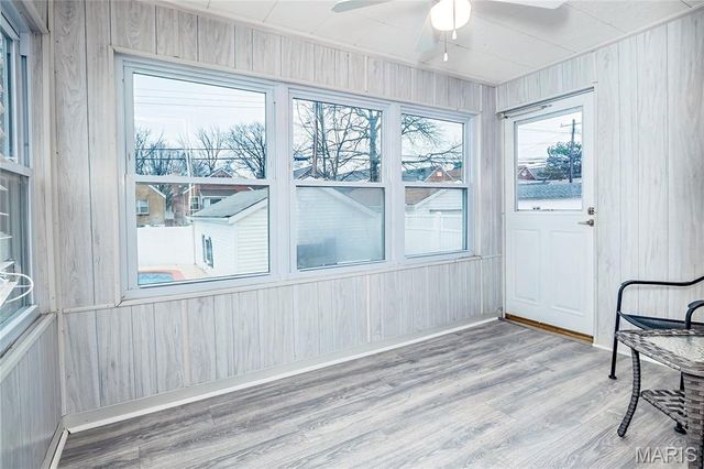 5689 Pernod Avenue, St Louis, MO 63139