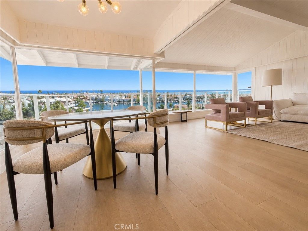 Image 3 of property listing at 801 Kings, Newport Beach, CA 92663