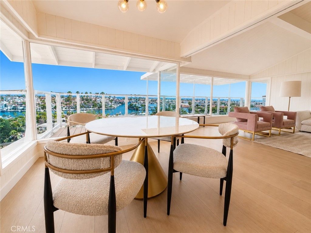 Image 4 of property listing at 801 Kings, Newport Beach, CA 92663