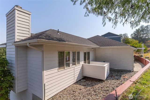 301 Canyon Place, Wenatchee, WA 98801