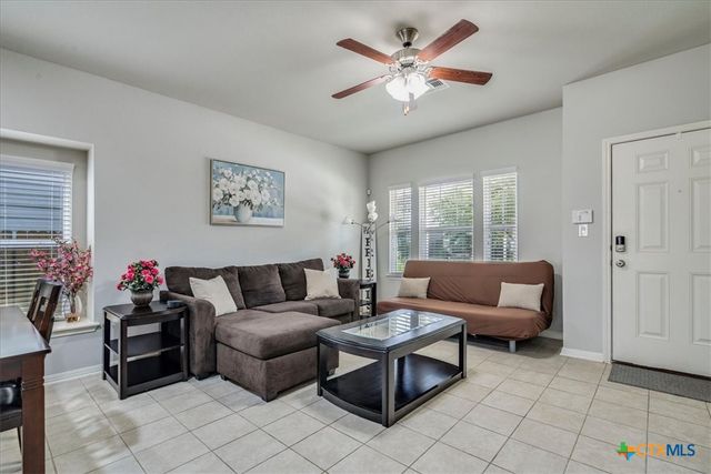 151 Friendship Oak Drive, San Marcos, TX 78666