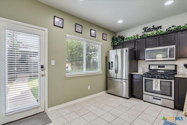 151 Friendship Oak Drive, San Marcos, TX 78666
