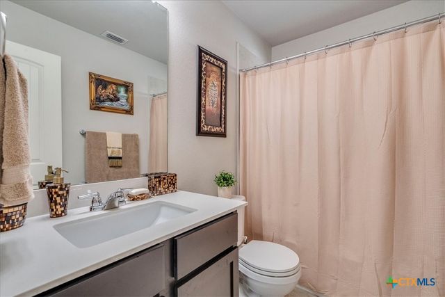 151 Friendship Oak Drive, San Marcos, TX 78666